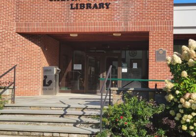 Student activists discuss library controversy