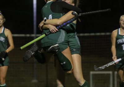 Field hockey dominates, earns first seed